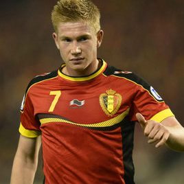 当“永远不要和美国做对”的巴菲特罕见警告：“财政愚蠢”会摧毁货币.