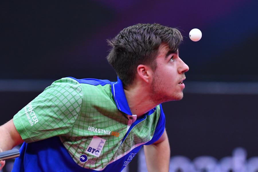 与合规的严 与合规的严